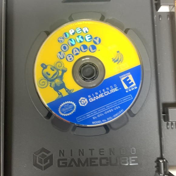 Super Monkey Ball Video Game for Nintendo GameCube - Picture 4 of 13